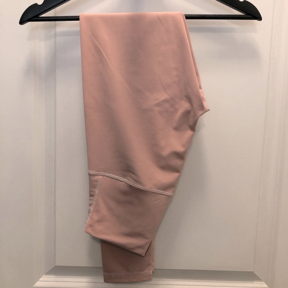 DYI Soft Rose Pink Legging Size Small - Picture 2 of 6